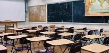 إغلاق عشرات المدارس في بلغاريا