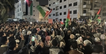 آلاف الأردنيين يتظاهرون لليلة السابعة بالقرب من سفارة الاحتلال