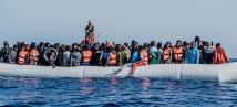 قارب مهاجرين "تائه" بين مالطا وليبيا ينذر بكارثة إنسانية