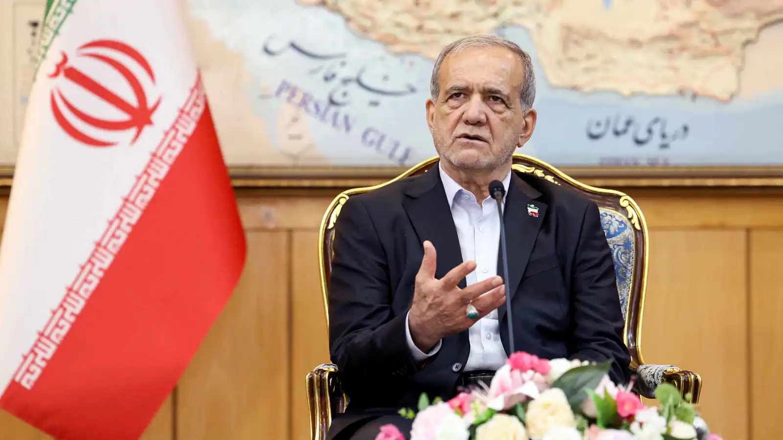 إيران ترفض الحرب وواشنطن تلوح بالتصعيد والضغط