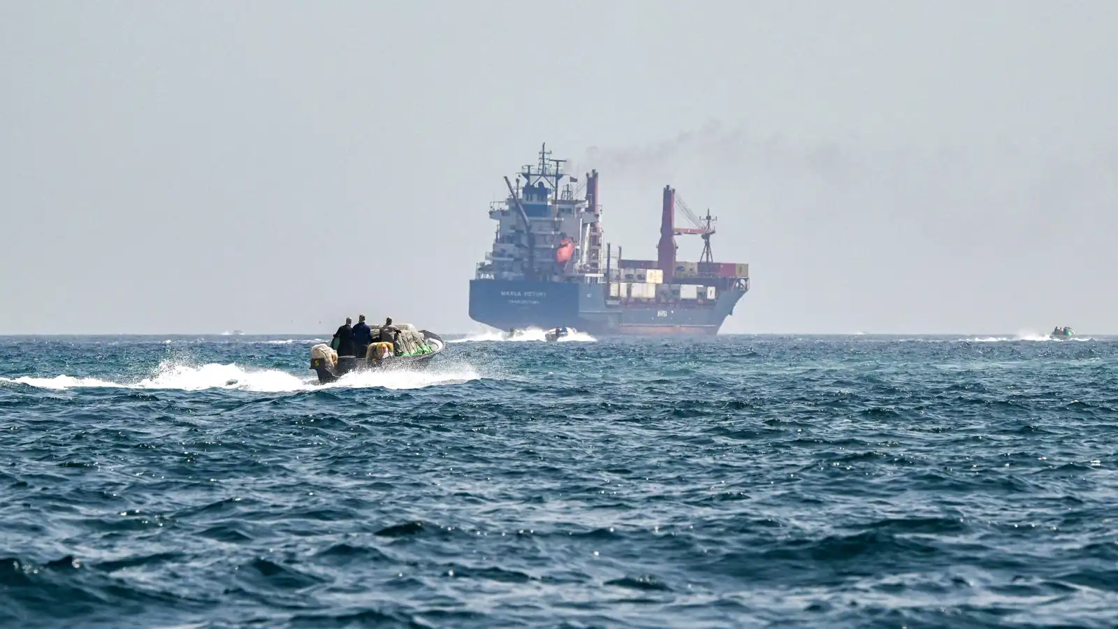 روبيو يلمّح لتحرك بحري جديد مرتبط بمضيق هرمز