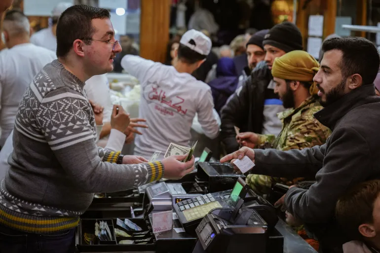 إنذارات برتقالية تشعل الجدل قي دمشق