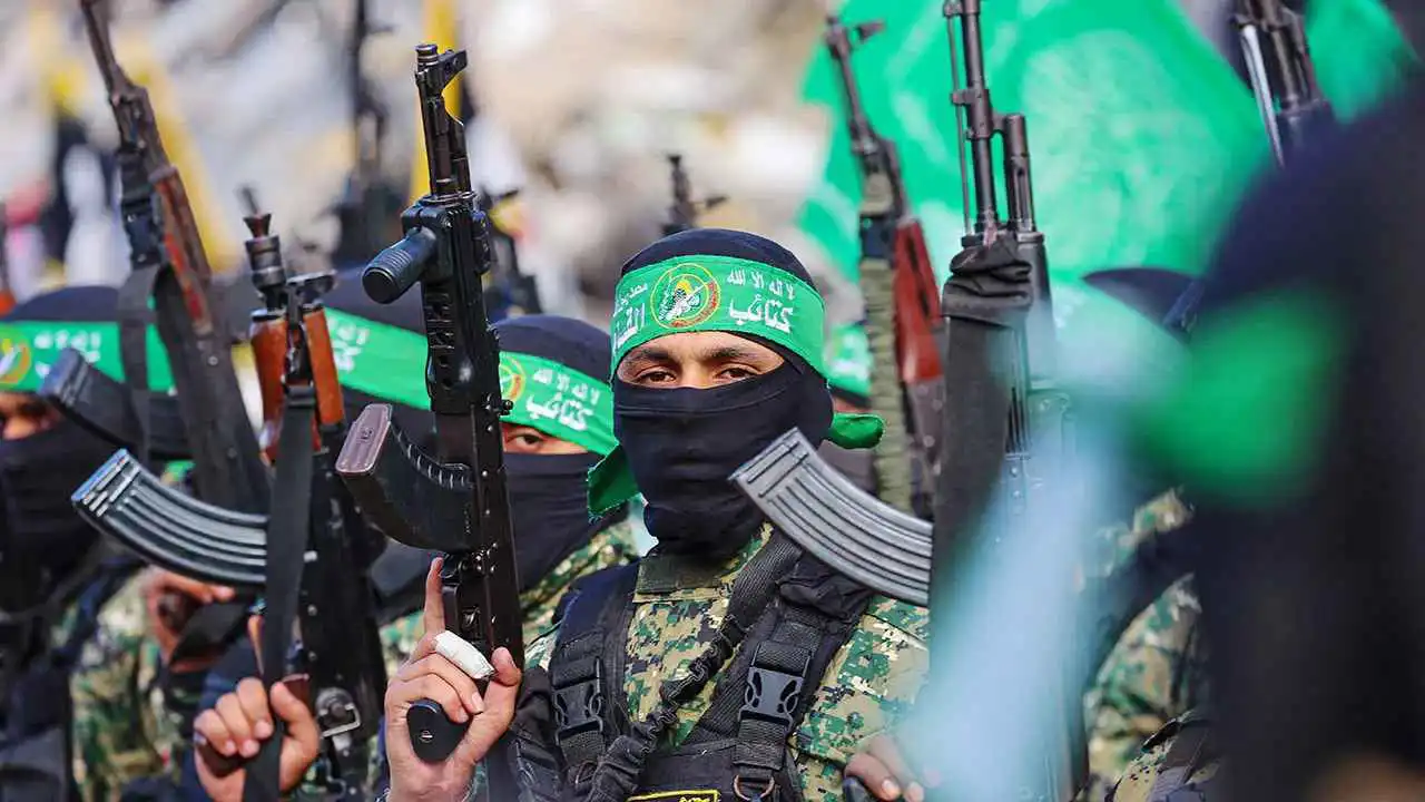 حماس تقدّم الرد الفلسطيني على خريطة طريق غزة