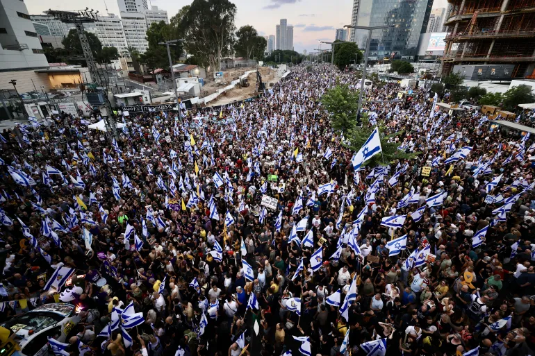انقسام المجتمع يتصدر مخاوف الإسرائيليين متجاوزاً الملف الإيراني