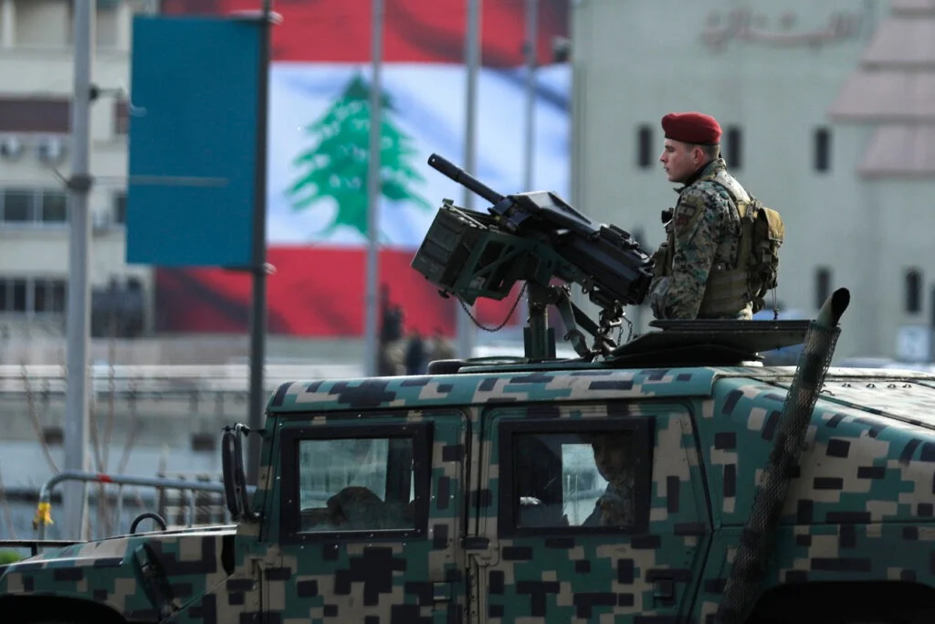 الجيش اللبناني يحذر: العودة الآن ليست آمنة