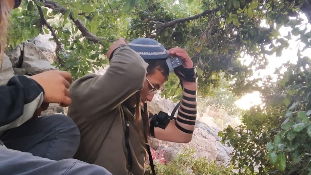عبور مستوطنين نحو جبل الشيخ يفتح ملف التوغل مجدداً