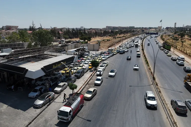 وزير الطاقة يكشف أسباب الاختناقات وخطة تطوير القطاع النفطي