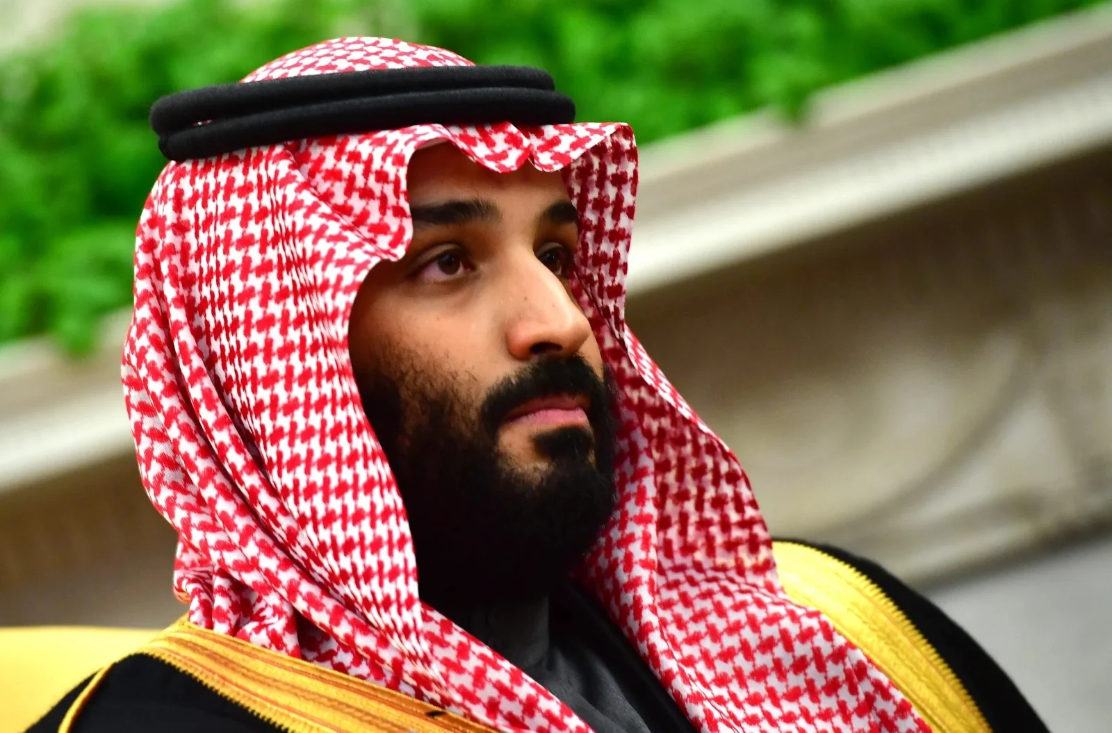 ضربة صنعاء تفتح باب التصعيد وسط دعم أمريكي للرياض