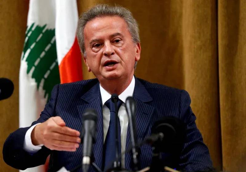 لبنان.. قرار قضائي يعيد رياض سلامة إلى المستشفى مجدداً