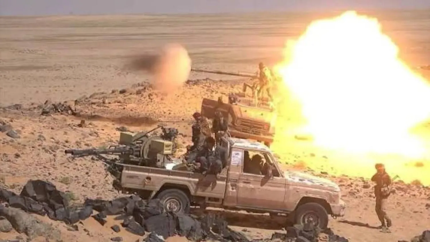 81 عملية حكومية تشعل جبهات اليمن وهجمات حوثية تطال نجران