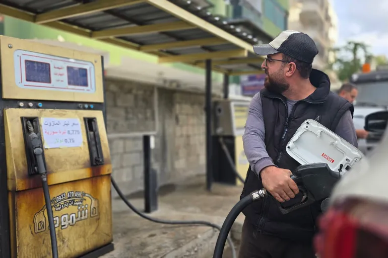 قفزة حادة في أسعار المحروقات بسوريا مع اقتراب الشتاء