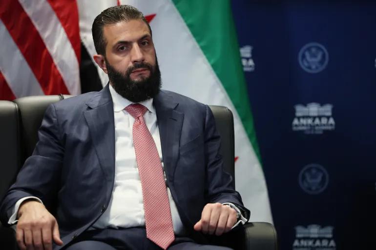 الشرع يحدد أولويات سوريا ويتحدث عن إسرائيل والرئاسة