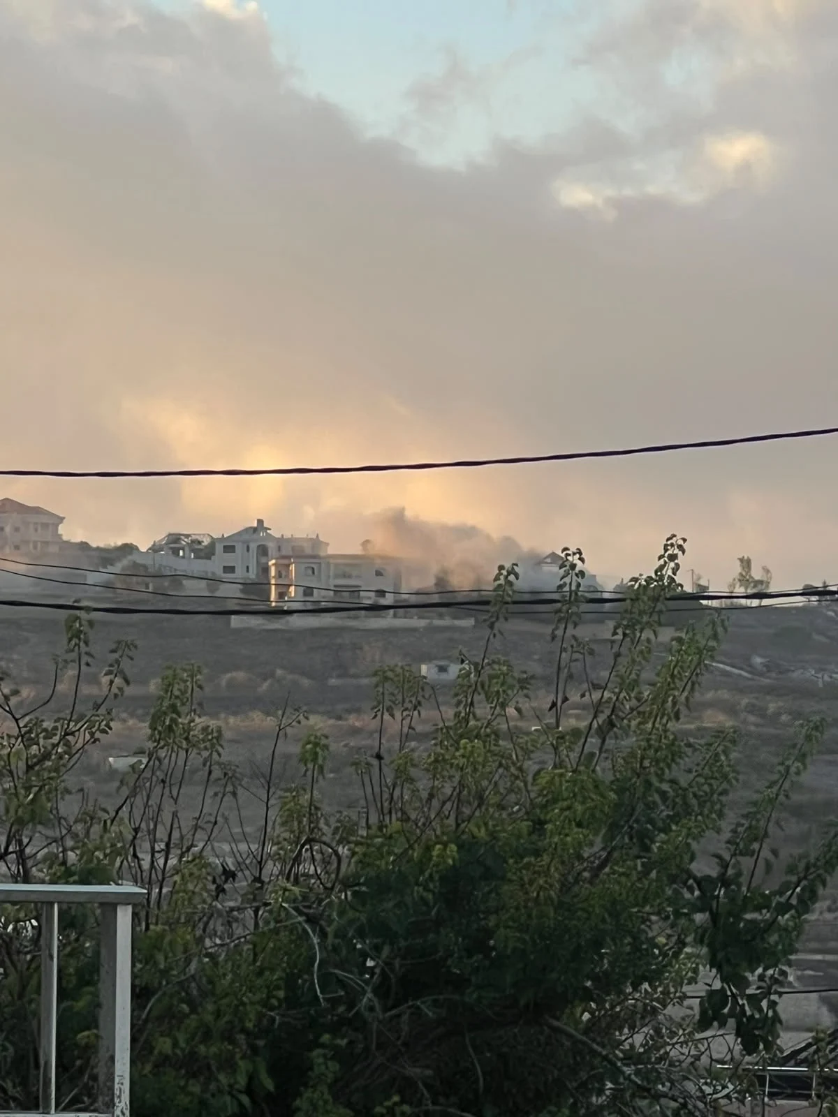 جنوب لبنان تحت القصف.. غارات إسرائيلية على محاور عدة