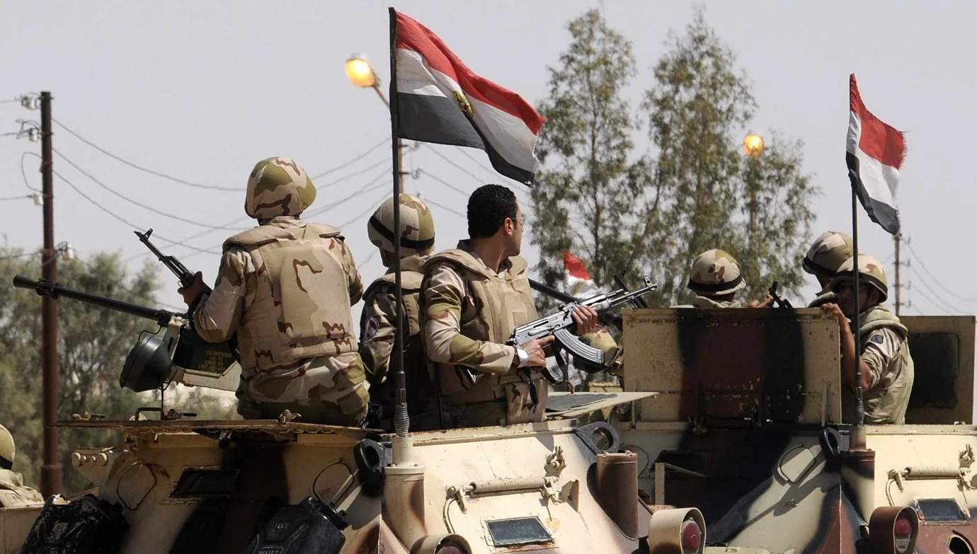 البرلمان المصري يمنح السيسي الضوء الأخضر.. هل تنتقل القاهرة إلى الميدان؟