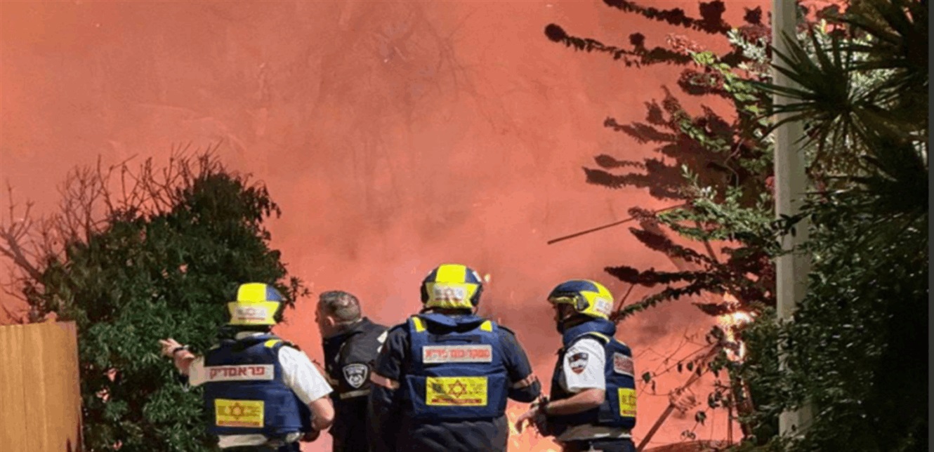 "نهاريا" تحت النار.. صاروخ لبناني يخلّف إصابات