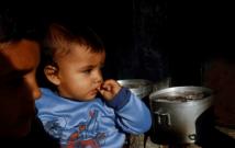 برنامج الغذاء العالمي: الوقت ينفد وسكان غزة "على حافة المجاعة"