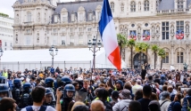  الآلاف يتظاهرون في فرنسا ضد مشروع “نظام التقاعد”