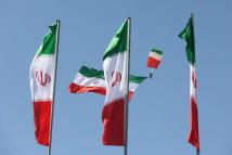 طهران تؤكد جاهزيتها العسكرية وتدعو لتعاونٍ إقليميٍ أوسع
