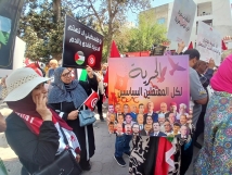 تونس بين الاستبداد ومحاولة استعادة الديمقراطية