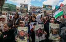 مواجهات فلسطينية بالضفة رفضاً لقانون الإعدام