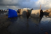 غزة تواجه فيروس موسمي قاتل وسط الشتاء