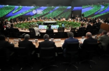 الصين تقود التحول العالمي نحو الطاقة النظيفة