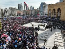 حشود لبنانية ودبلوماسية تخلد ذكرى رفيق الحريري