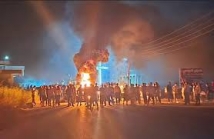 احتجاجات شعبية بعد مقتل شبان بوادي النصارى في حمص