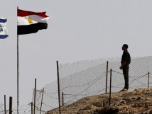 إسرائيل تُفبرك أزمة على الحدود المصرية.. الطائرات المسيرة مجرد ذرائع