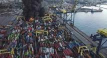  إخماد حريق ميناء إسكندرون الناجم عن الزلزال