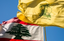 حزب الله يشيد بموقف عون وبري يحذر من تجاوز الخطوط الحمراء