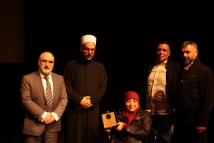 تكريم الزميلة المترجمة عبير علي حطيط من قبل مؤسسة الإمام علي (ع) للدراسات والتوثيق 