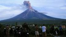 العثور على جثث أربعة أشخاص تحطمت طائرتهم فوق فوهة بركان في الفلبين