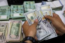كيف إفتتح الدولار اليوم في السوق الموازية في لبنان؟