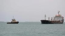 تعرض سفينة شحن يونانية لهجوم قبالة سواحل الحديدة اليمنية