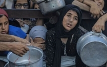طلاب غزة بين جوع مميت وطموحات محطمة
